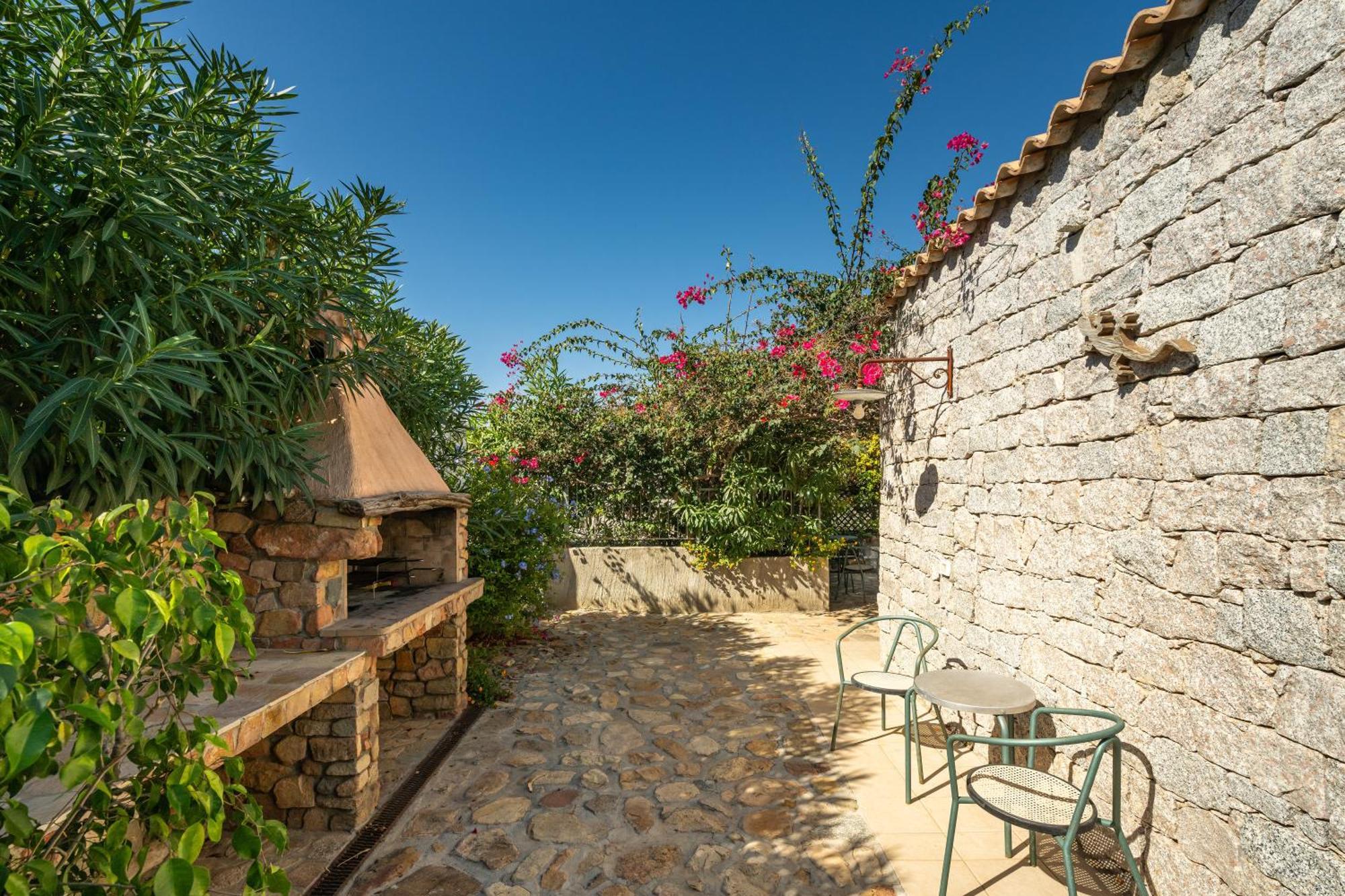 Villa Bouganville Cala Sinzias Castiadas Eksteriør billede